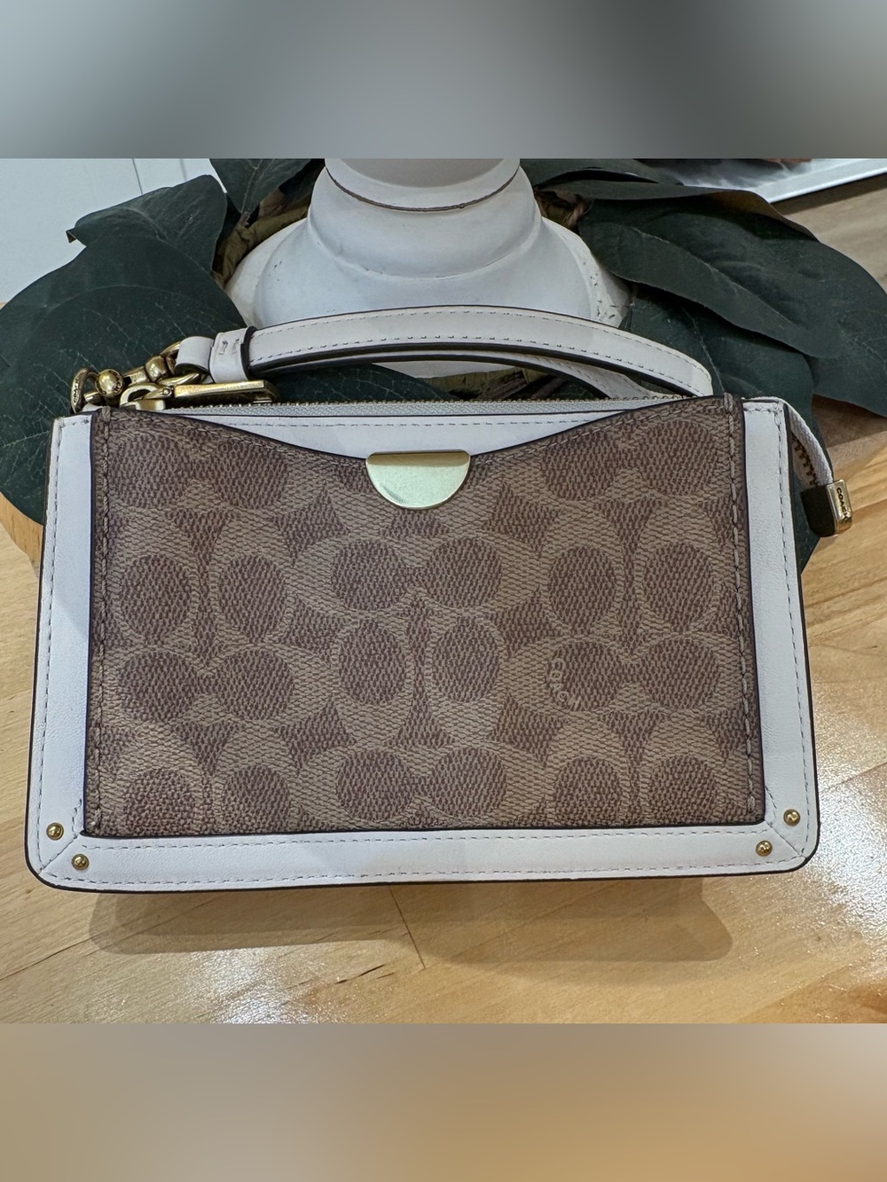 Coach Dreamer Cream/Tan Wristlet 73958